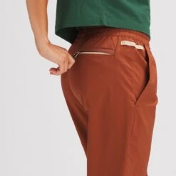 Stoic Stretch Woven Jogger - Women's