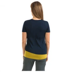 Stoic - Women's Merino150 HeladagenSt. T-Shirt Multi Slim - Merino Shirt 10 Stoic - Women's Merino150 HeladagenSt. T-Shirt Multi Slim - Merino Shirt -Stoic stoic womens merino150 heladagenst t shirt multi slim merino shirt detail 12